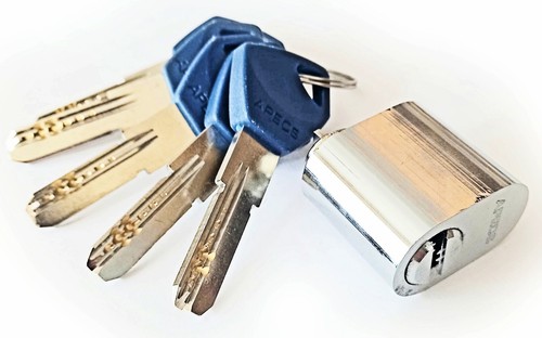 Scandinavian oval lock - , apecs