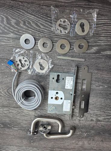 Assa abloy el560 solenoid - solenoid, lock